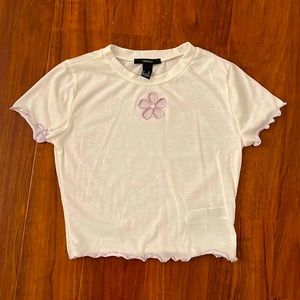 Forever 21 white T-shirt with cropped flower in the front, size of M